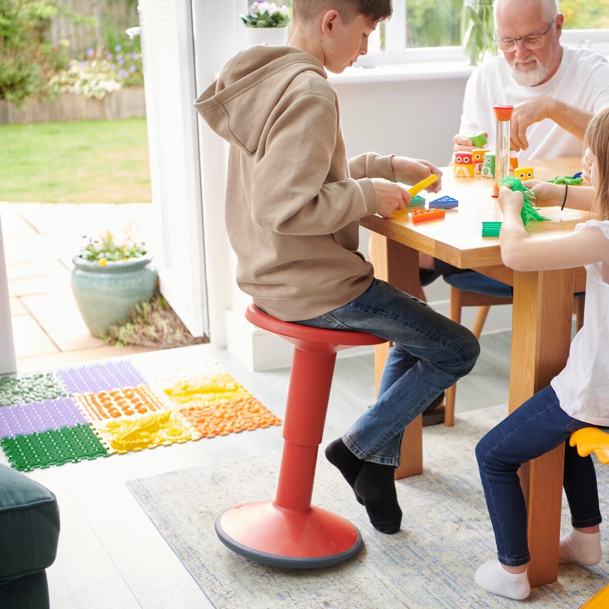 Wobble stools for online students